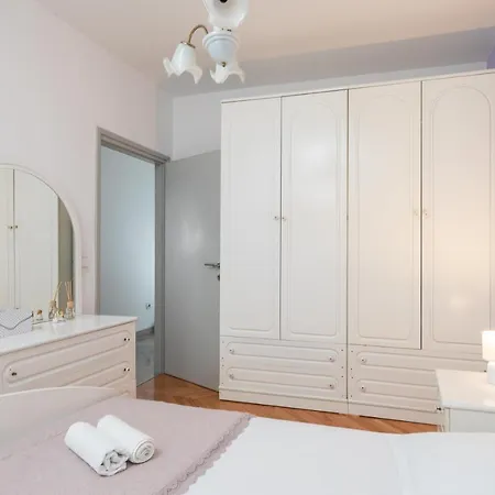 Blue Sky Apartament Duće